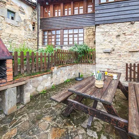 La Congosta, Magica Aldea Rodeada De Montanas * La Plaza