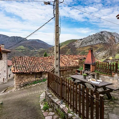 La Congosta Magica Aldea Rodeada De Montanas Apartment La Plaza