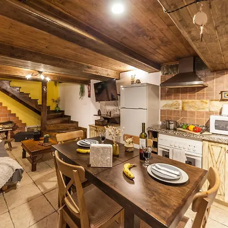 Apartment La Congosta Magica Aldea Rodeada De Montanas La Plaza